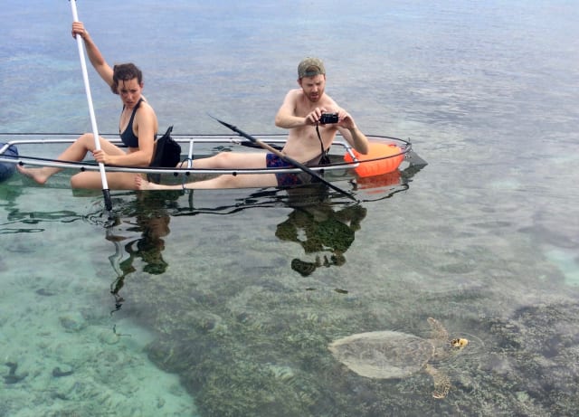 Balade en kayak transparent dans le lagon de Saint‑Gilles - Image 3