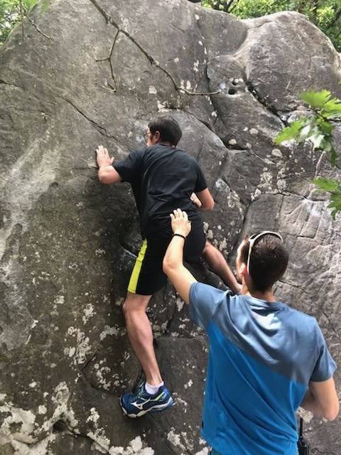 Iniciación a la escalada Fontainebleau / Red Bull Font&amp;Bleau