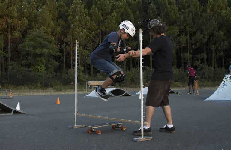 Skateboarding lessons in Bordeaux