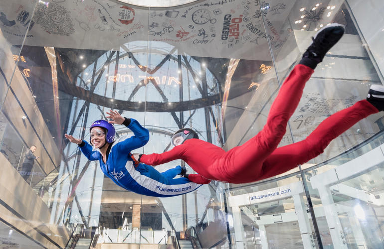 Baptism in a free-fall simulator in the heart of Paris