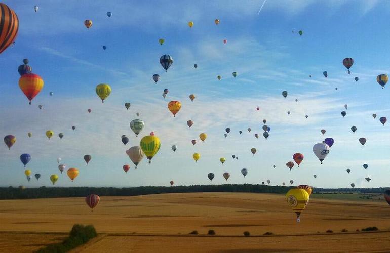 Milan hot-air balloon