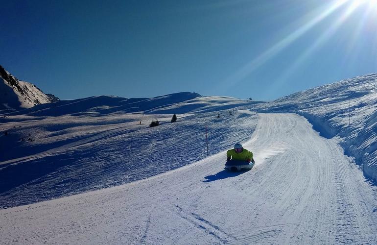 Descente en Airboard à Val Cenis