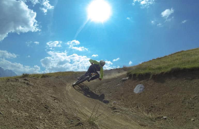 Downhill mountain biking Alpe d'Huez