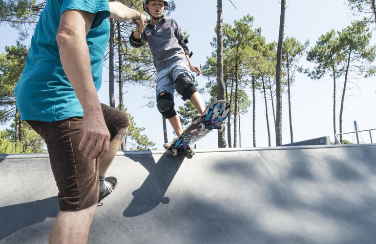 Mini skateboards et trottinette - One for Fun