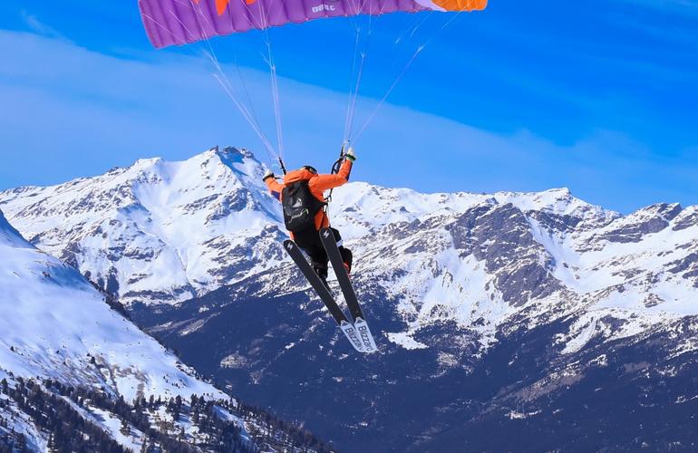 Speedriding – The Perfect Mix of Paragliding, Skiing and