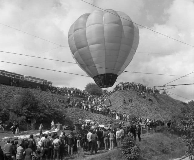 historischer Heißluftballon 