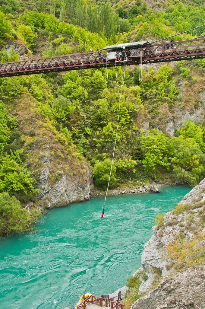 skydiving from the Kawarau Gorge suspension bridge new zealand