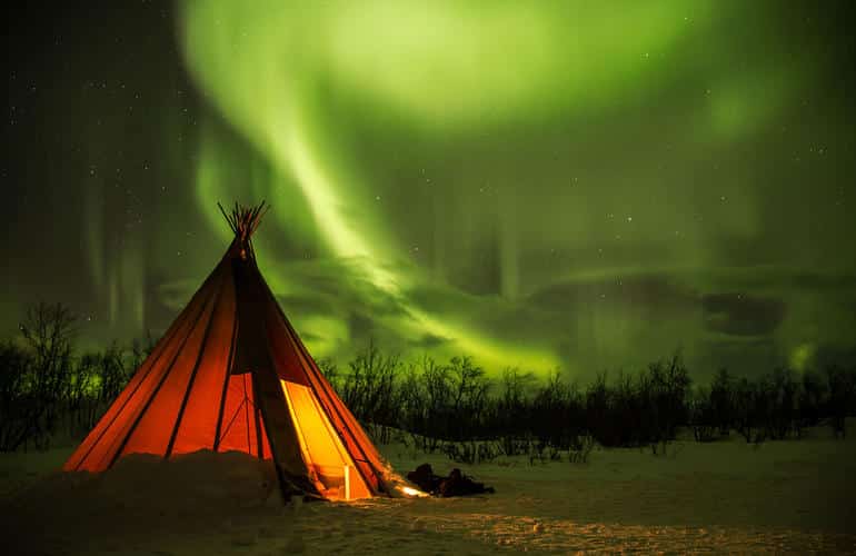 tour fotográfico nocturno de la aurora