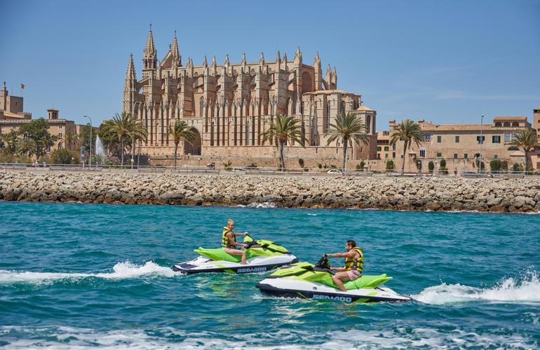 Jet skiing in Palma de Mallorca