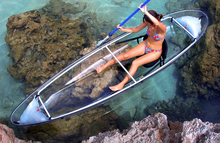 Excursión en kayak transparente por la laguna de Saint Gilles