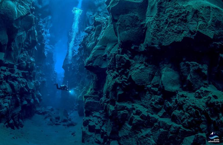 Plongée sous-marine dans le Silfra Rift, Islande