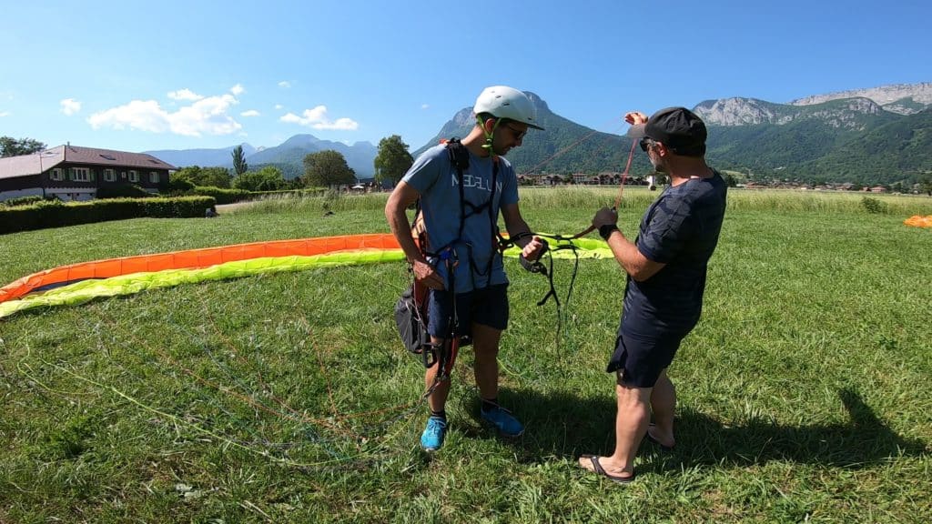 Lernen Sie, Ihren eigenen Gleitschirm zu fliegen