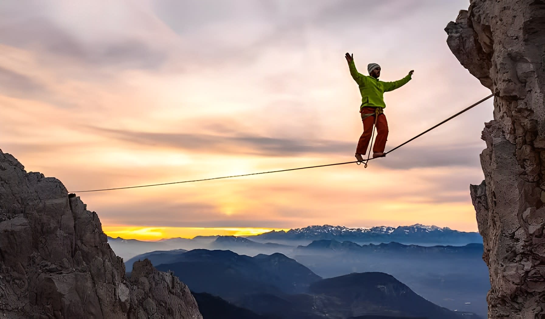 man slackline mountains