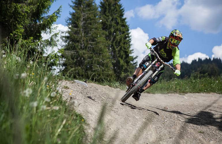 Downhill mountain biking - everything you need to know