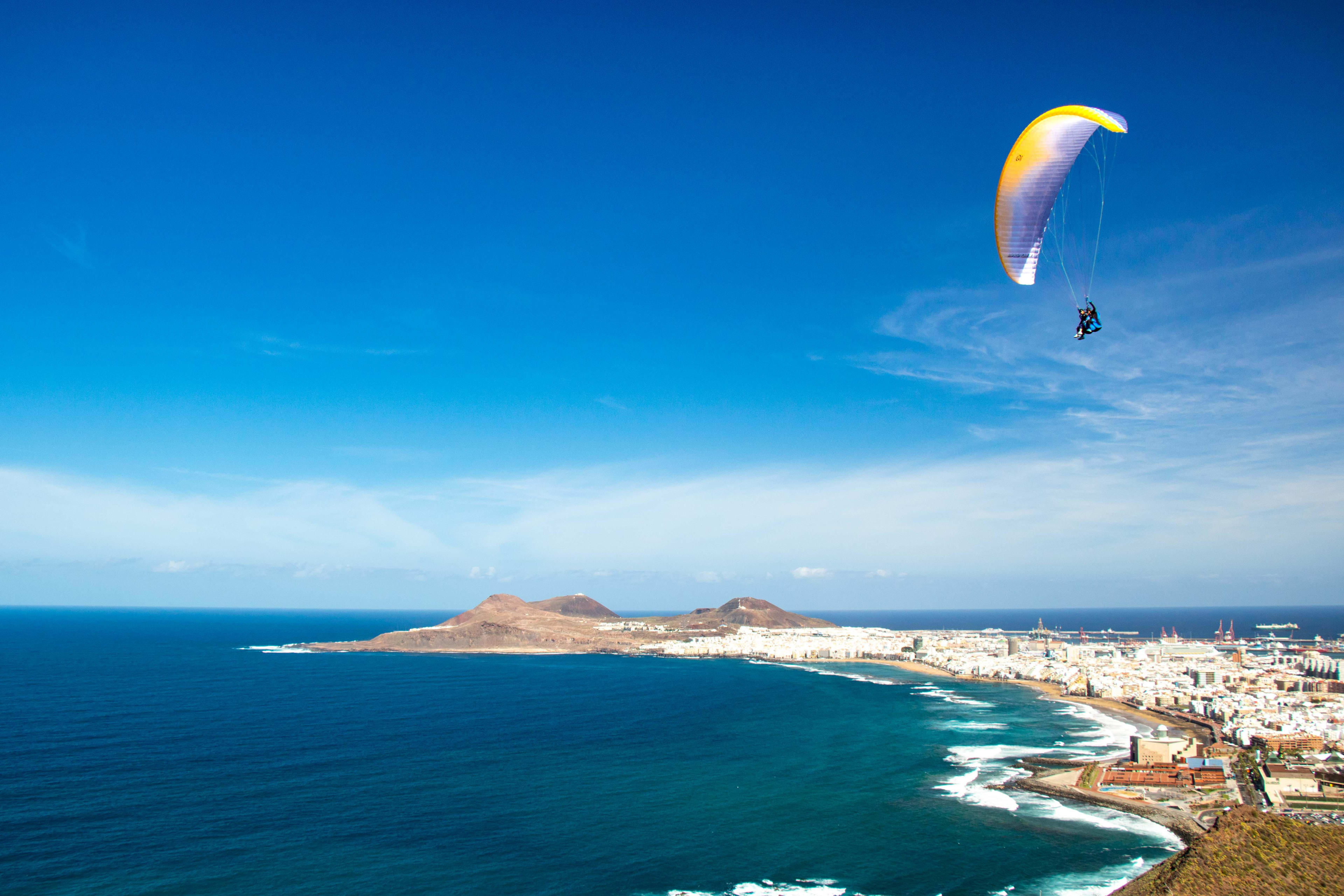 Gleitschirmfliegen auf Gran Canaria