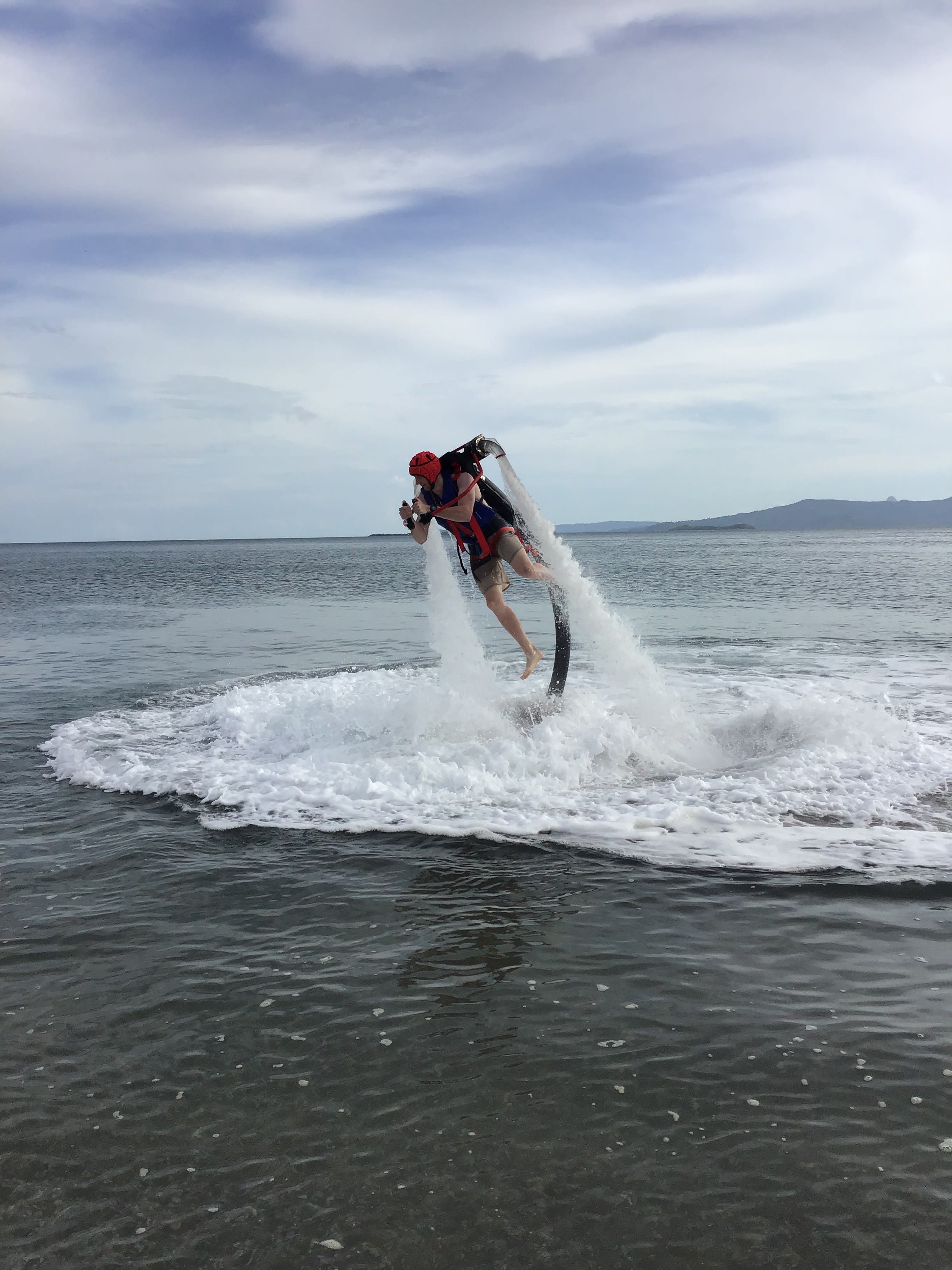 Flyboarding avec jetpack à Mayotte