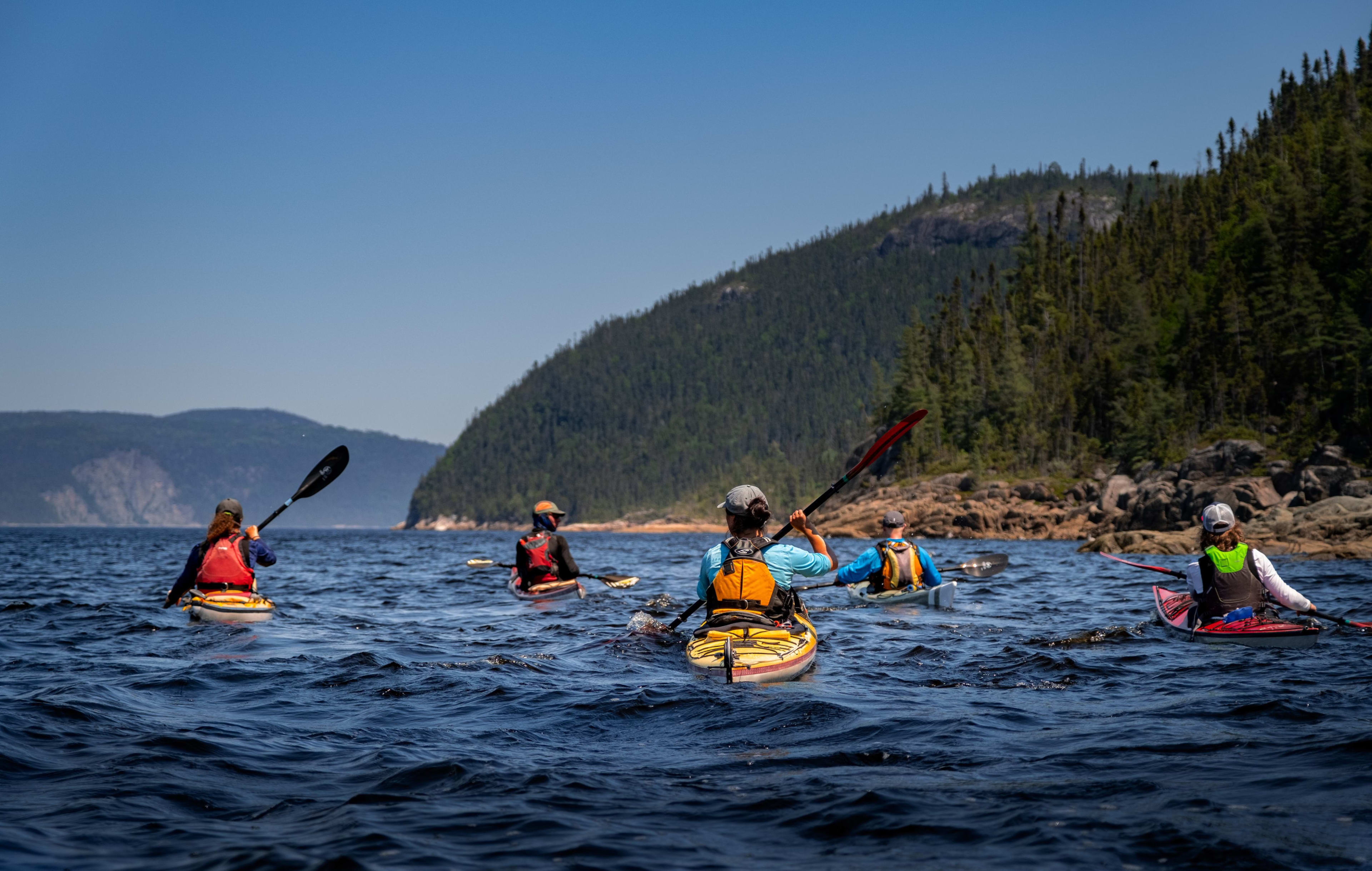 Kayak en el fiordo de Saguenay