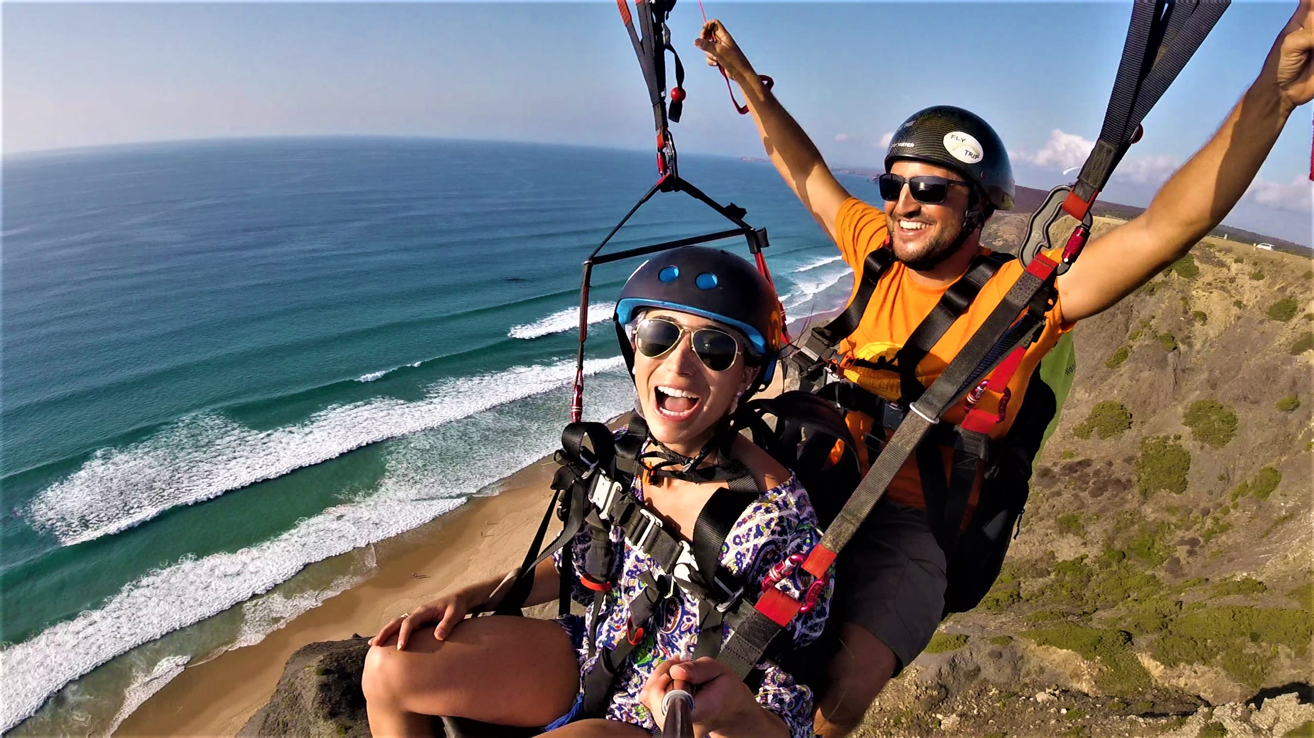 Parapente au-dessus de Lagos