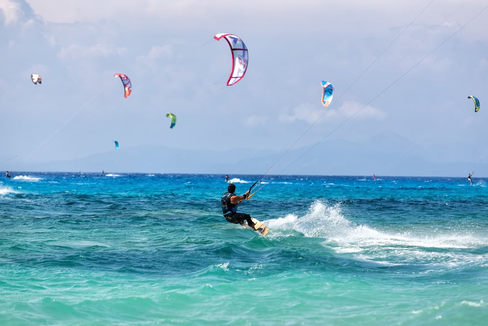 A Beginner's to Kitesurfing | Manawa