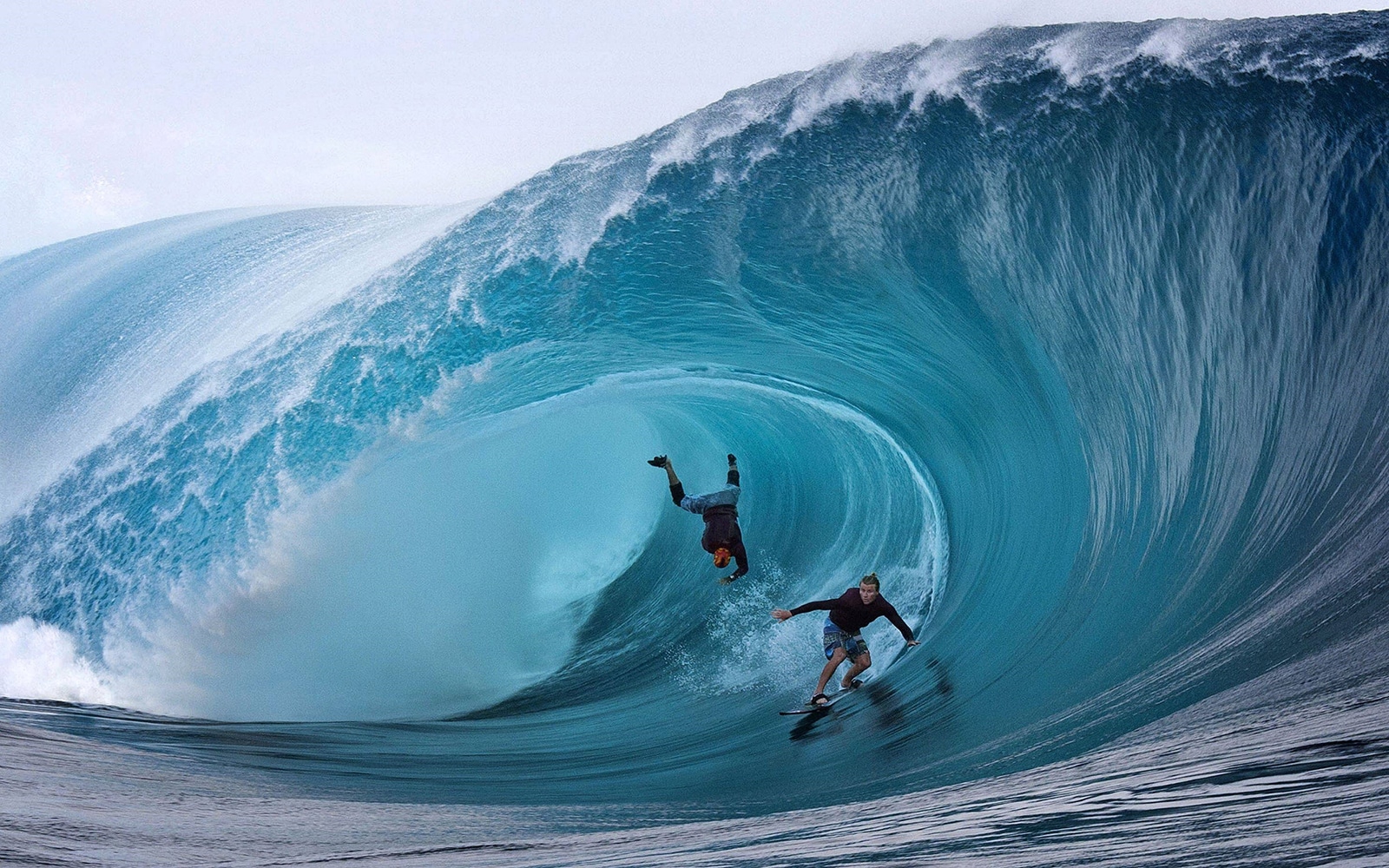 12 Things to Know Before Your First Surfing Lesson