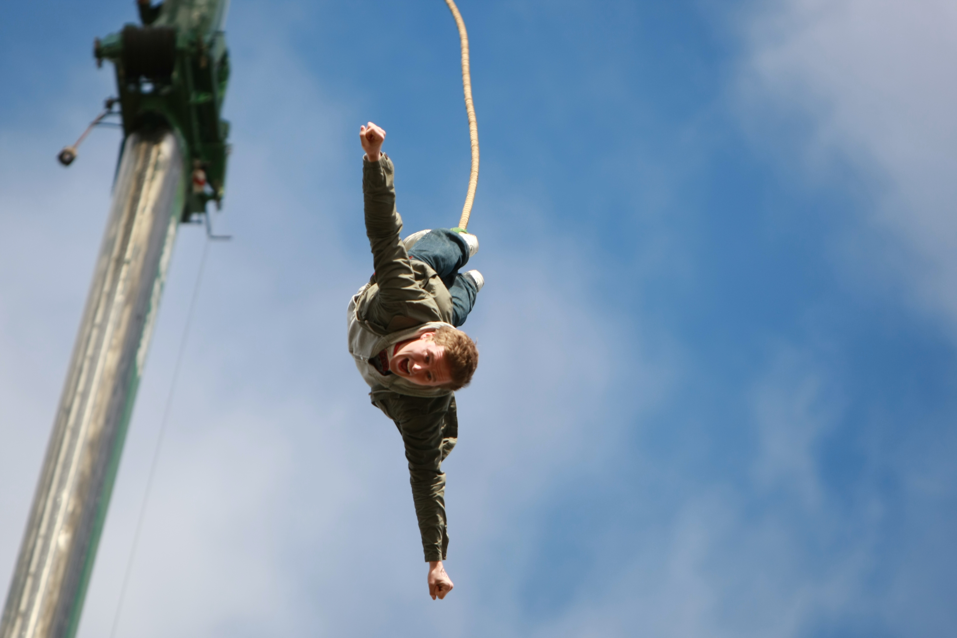 The Complete Guide to Bungee Jumping