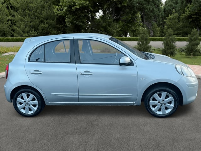 Nissan Micra 1.2 Acenta image 2