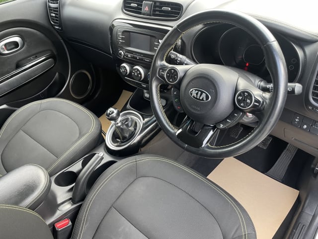 Kia Soul 1.6GDi Connect image 17