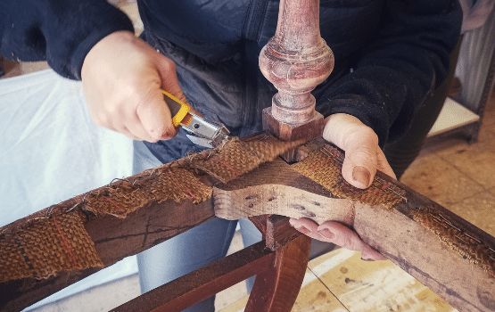 Cursos y talleres de restauración de muebles