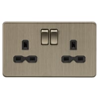 Knightsbridge 13A 2 Gang Screwless Flat Plate Double Pole Switched Socket - Antique Brass/Black