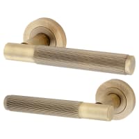 Jedo Antique Brass Fire Rated Lines Door Handles on Rose - Venice Range