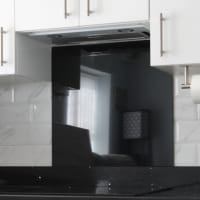 Altro Aluminium Kitchen Splashback - 900 x 750mm - Gloss Jet Black