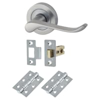 Touchpoint Satin Chrome Scroll Latch Door Handles on Rose Pack
