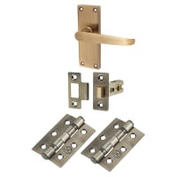 Touchpoint Antique Brass Victorian Straight Latch Door Handles Pack - Short Plate