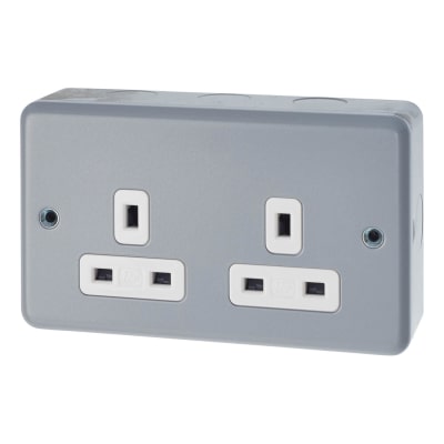 MK 13A 2 Gang Metalclad Unswitched Socket - Grey | ElectricalDirect