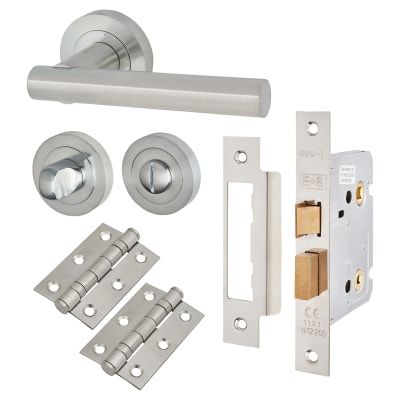 Touchpoint Bella Lever Door Handle On Rose Kit Bathroom Lock Satin Chrome