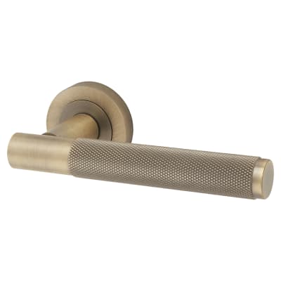 Jedo by Frelan Bari Knurled Door Handle on Rose - Antique Brass