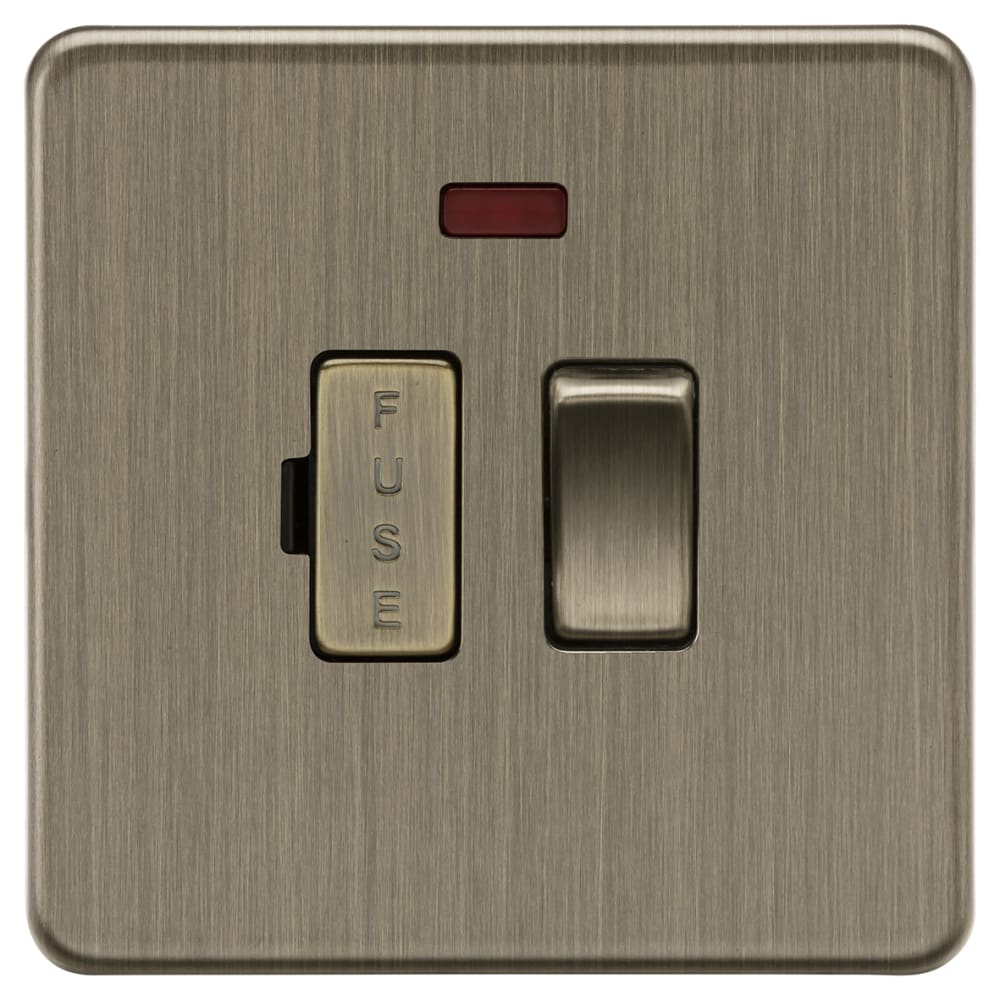 Despatch Spur Knightsbridge 13A 1 Gang Screwless Flat Plate Switched Fused Spur with ...