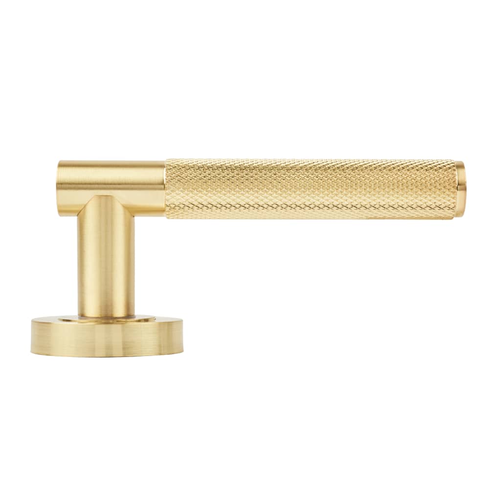Serozzetta by Carlisle Brass Lagos Knurled Latch Door Handle on Rose Ultimate Kit - Satin Brass