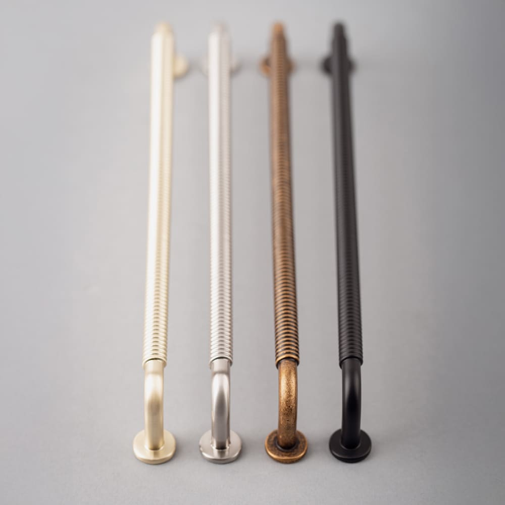 Altro Crewe 10mm Reeded D-Bar Cabinet Pull Handle - 128mm Centres - Satin Brass