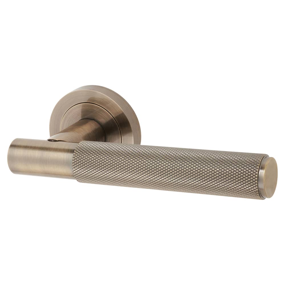 Altro Remi Knurled Door Handle on Rose - Antique Brass