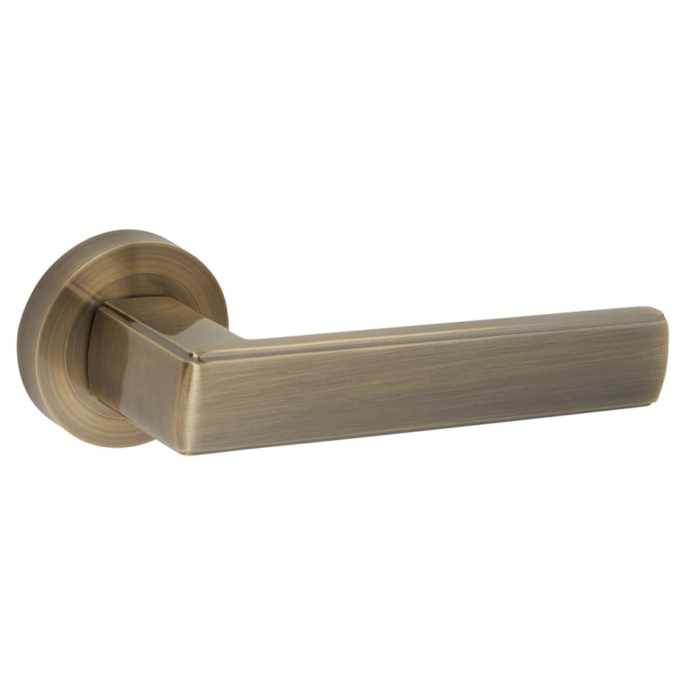 Altro Zara Door Handle on Rose - Antique Brass 