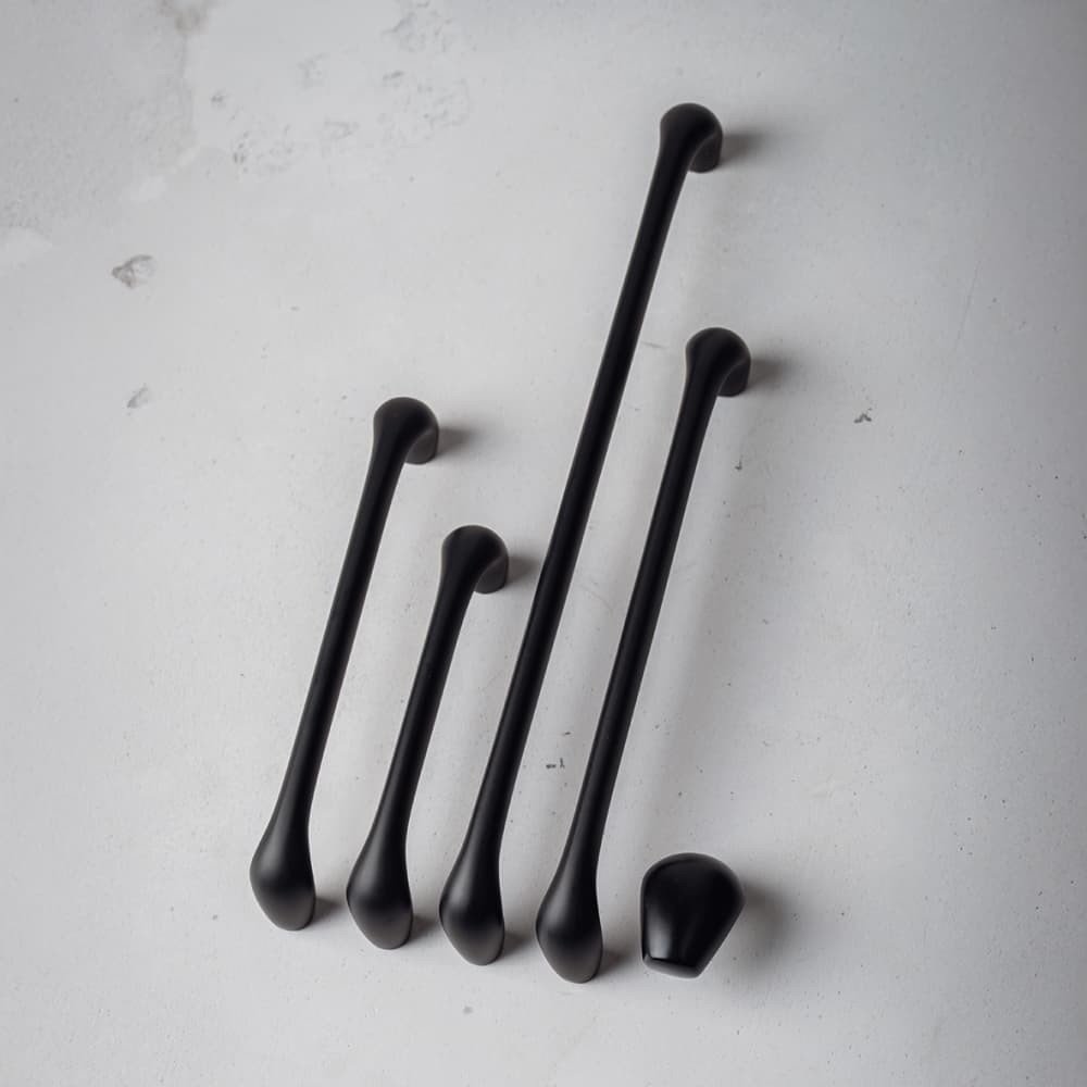 Altro Keswick 7mm D-Bar Cabinet Pull Handle - 128mm Centres - Matt Black