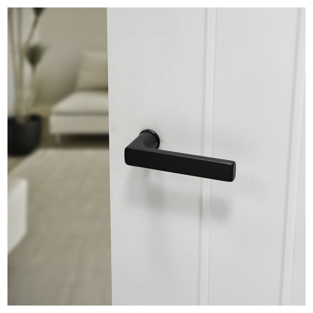 Hoppe Mini Rose Dallas Door Handle on Rose - Matt Black