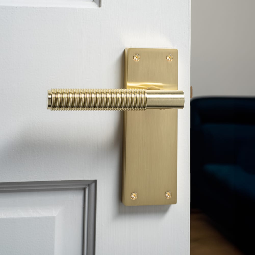 Altro Lily Reeded Latch Door Handle - 155 x 55mm - Satin Brass ...