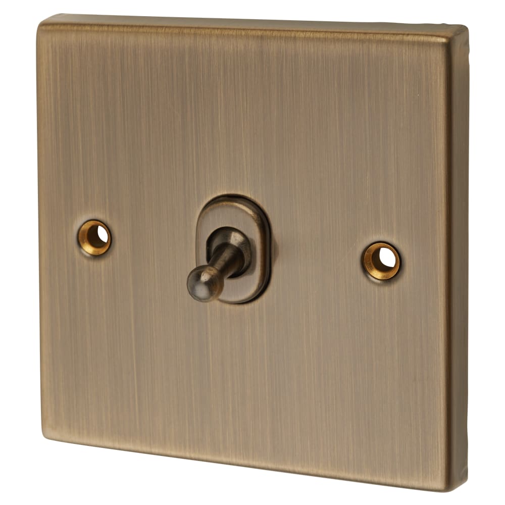 Knightsbridge 10AX 1 Gang 2 Way Toggle Light Switch - Antique Brass