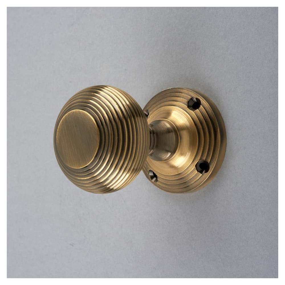 Altro Reeded Beehive Mortice Door Knob - 60mm Rose Diameter - Antique Brass