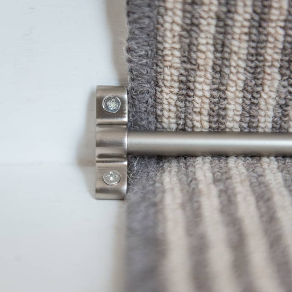 Altro Stair Rod with Plain Finials - 900mm Length - Satin Nickel