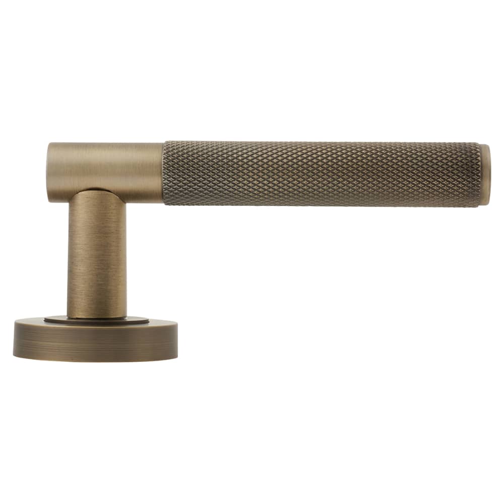 Serozzetta by Carlisle Brass Lagos Knurled Latch Door Handle on Rose Ultimate Kit - Antique Brass