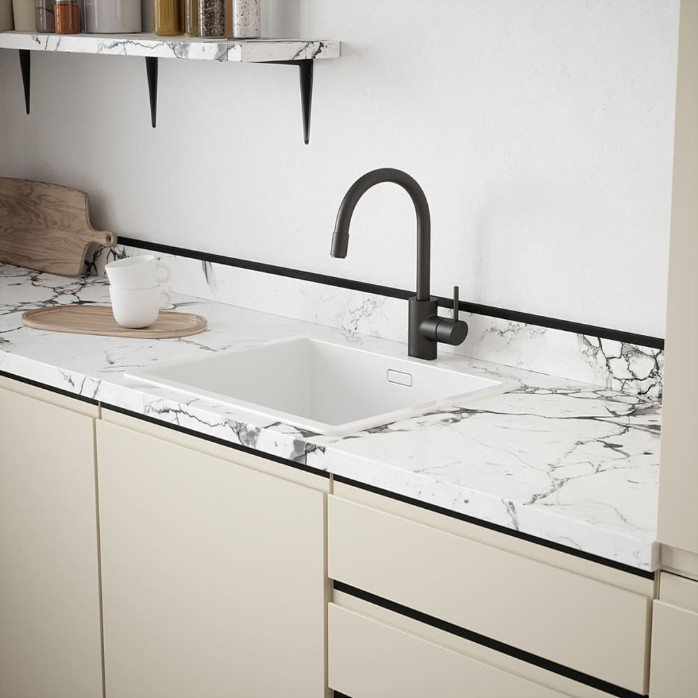 Rothley 2500mm Aluminium Angle - Unequal Sided - 15.5 x 27.5 x 1mm - Matt Black