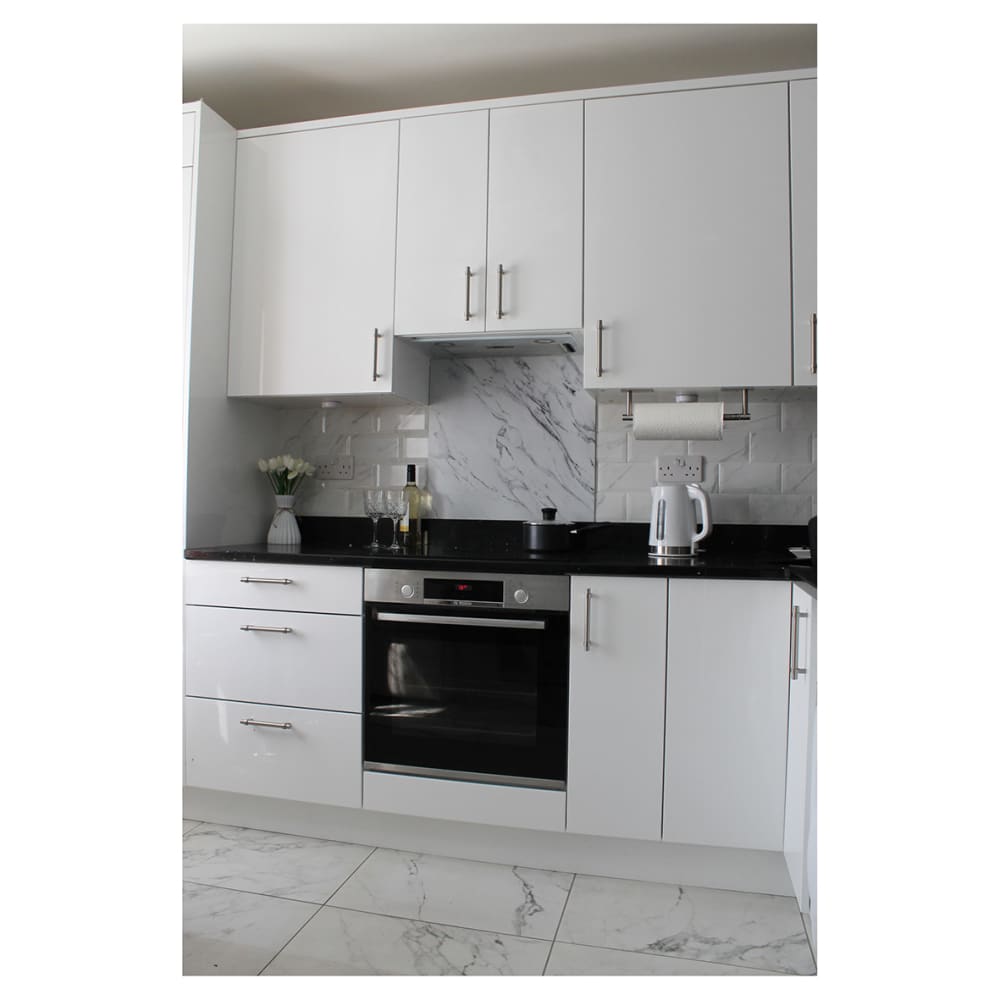 Altro Aluminium Kitchen Splashback - 900 x 750mm - Matt White Marble